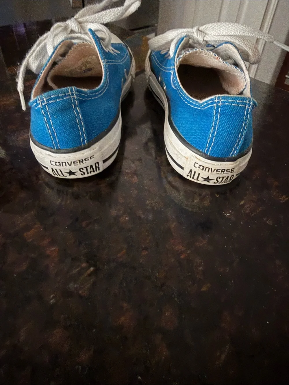 Converse Kids Low-Top Sneakers in Blue and White